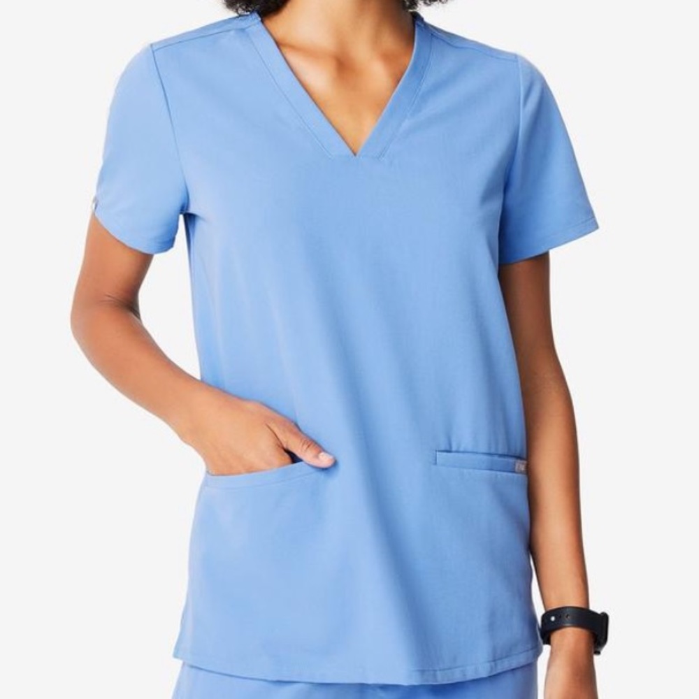 FIGS Casma Scrub Tops